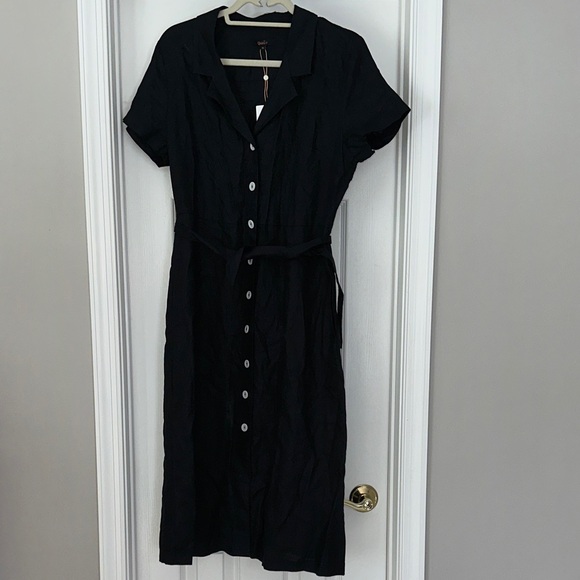100% European Linen Button Front Dress - Picture 3 of 14